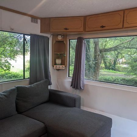 Chamant mobile home situé au coeur du lac Blangy-le-Château Extérieur photo