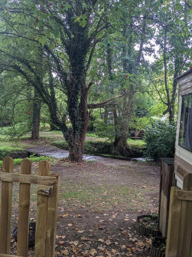 Chamant mobile home situé au coeur du lac Blangy-le-Château Extérieur photo